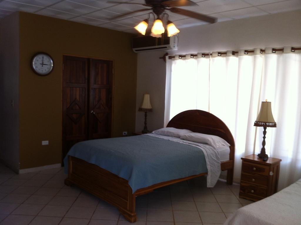 Casa Loma Hotel Pedasi Town Kamer foto